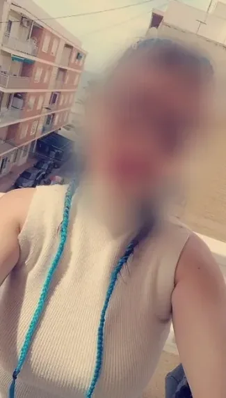 Agnes, 32