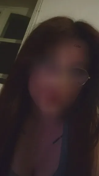 Astrid, 24