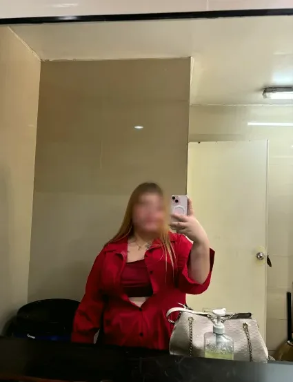 Christina, 26