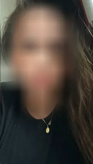 Ella, 36