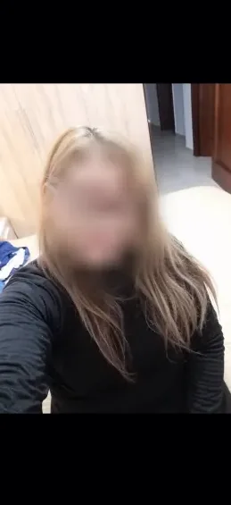 Emilia, 40
