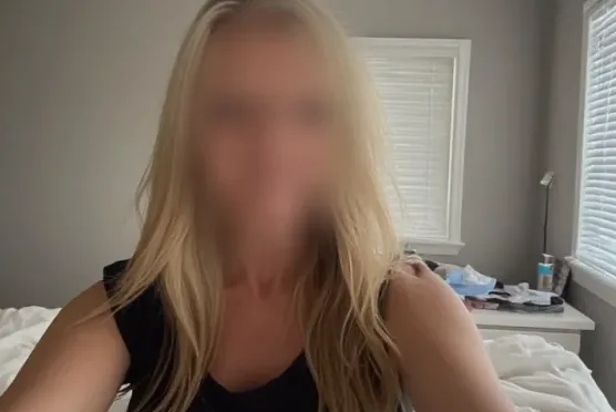Helena, 36