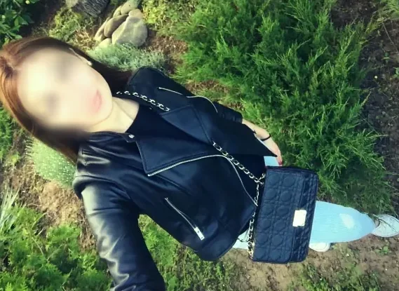 Ivana, 31