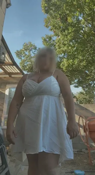 Jette, 22