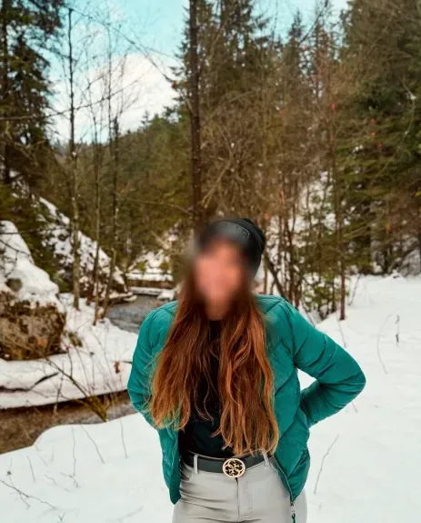 Karla, 27