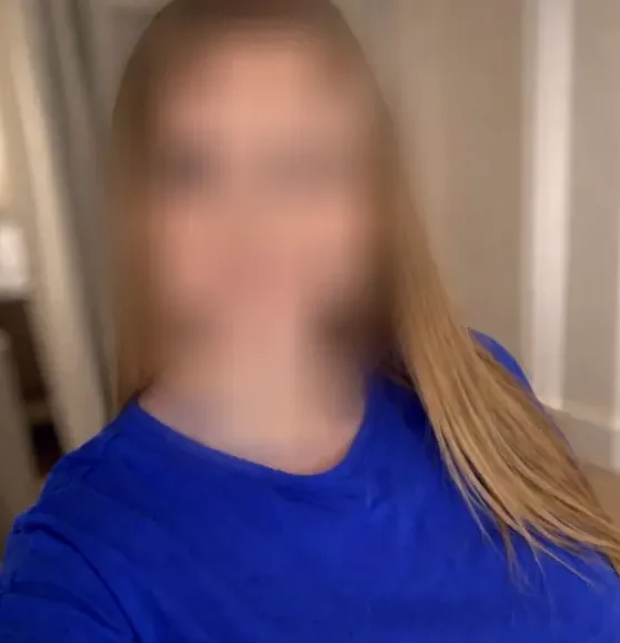 Katrine, 39
