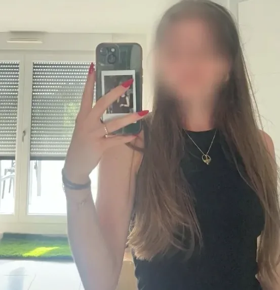 Lærke, 27