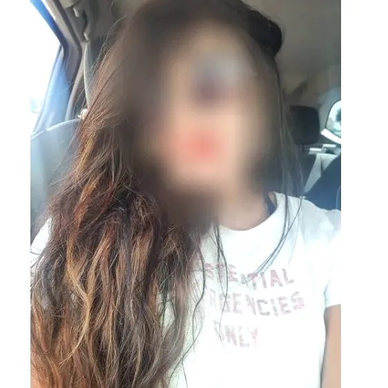 Laura, 35