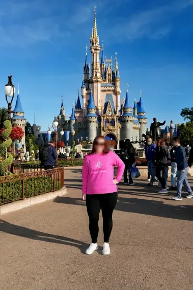 Louise, 37
