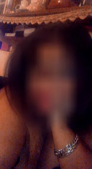 Marianne, 29