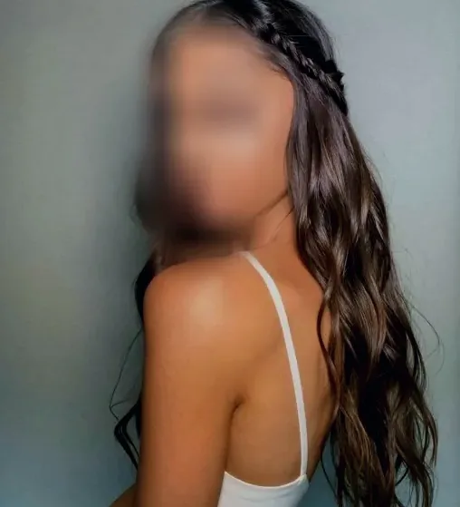 Sofie, 29
