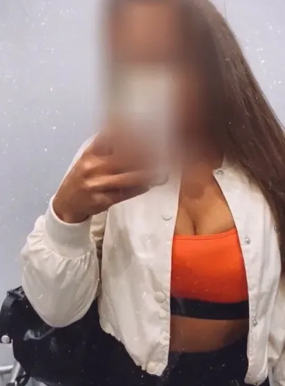 Sofie, 27
